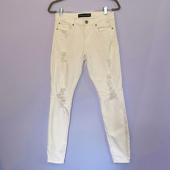 Express Denim - 3/10$ White distressed Express jeans